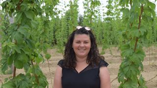 Marie Migné doit attendre trois ans avant d’arriver à une pleine récolte.