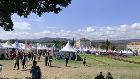 La 9e édition du salon Tech et Bio se tiendra les 20 et 21 septembre 2023 à Bourg-lès-Valence (Drôme). La 9e édition du salon Tech et Bio se tiendra les 20 et 21 septembre 2023 à Bourg-lès-Valence (Drôme).