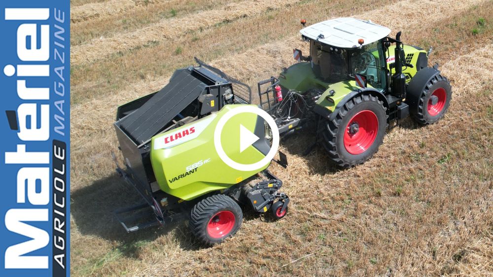 Claas Variant 585 RC en action Claas Variant 585 RC en action