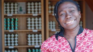 En stage de fin d’études en Normandie, Sarah Miezan, étudiante ivoirienne, a découvert la transformation du porc, et fait connaître son pays.