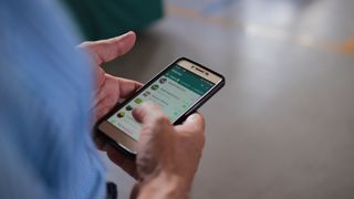 L’application WhatsApp offre une fonctionnalité de « partage de position ». L’application WhatsApp offre une fonctionnalité de « partage de position ».