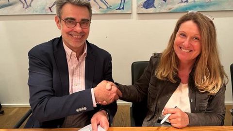 Rodolphe Millet, directeur général de la branche œufs d’Eureden (à gauche), et Margit Kurz-Rothmaier, PDG d’Ovofit (à droite).