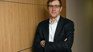 « Aujourd’hui, nos poulaillers de volailles biologiques et sous labels sont vides car nous n’avons plus de consommateur », observe Dominique Chargé, président de La Coopération Agricole. « Aujourd’hui, nos poulaillers de volailles biologiques et sous labels sont vides car nous n’avons plus de consommateur », observe Dominique Chargé, président de La Coopération Agricole.