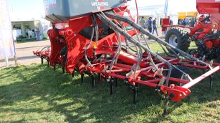 Le Lynx est disponible en 6 mètres de largeur pour un tarif inférieur à 50 000 €.