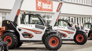 En 2023, l'usine française a franchi une étape en fabriquant sa 111 000e machine et son 40 000e télescopique. En 2023, l'usine française a franchi une étape en fabriquant sa 111 000e machine et son 40 000e télescopique.