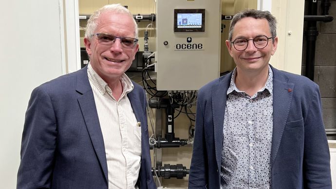 A gauche, Denis Pelé, président du négoce Pelé Agri-Conseil, préside la société Negocene créée avec Ocene, présidée par Jean-Philippe Crocq.