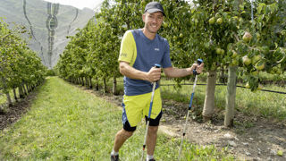 Arboriculteur dans une vallée haut-alpine, Brice Margiotta, 32 ans, aime courir en altitude. Arboriculteur dans une vallée haut-alpine, Brice Margiotta, 32 ans, aime courir en altitude.