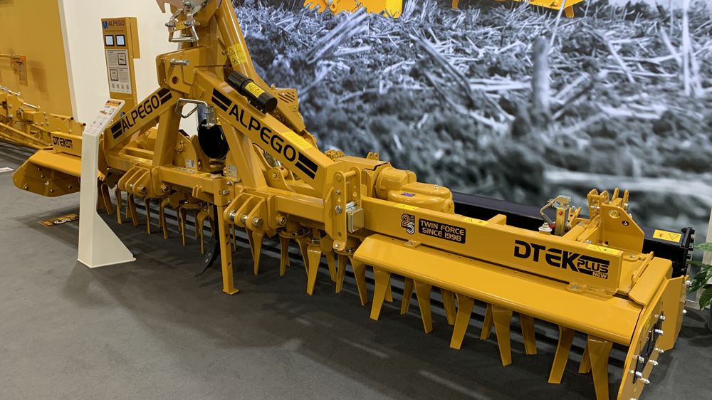 [Agritechnica 2023] Boîtier de 350 ch pour les herses rotatives Alpego Dtek Plus