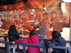 ... et les hiboux réceptionnent les courriers pour exaucer les voeux.