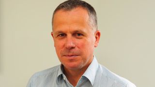 Pascal Le Duot explique qu'un accord de principe a été conclu avec un troisième acheteur qui pourrait faire son entrée sur le Marché du porc breton, que les discussions sont en cours avec deux autres. Pascal Le Duot explique qu'un accord de principe a été conclu avec un troisième acheteur qui pourrait faire son entrée sur le Marché du porc breton, que les discussions sont en cours avec deux autres.