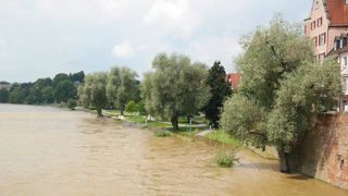 Les fortes précipitations de cet automne ont parfois entraîné des inondations dans certaines régions, selon le site de Météo-France. Les fortes précipitations de cet automne ont parfois entraîné des inondations dans certaines régions, selon le site de Météo-France.
