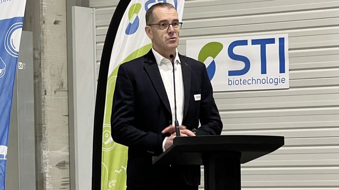 « Nous avons désormais la capacité de produire jusqu’à 20 cuves de fermentation de lactobacilles par semaine contre 6 auparavant », illustre Christophe Tanguy, directeur opérationnel de STI biotechnologie.