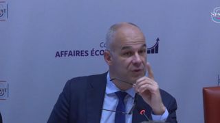 Le président de la FNSEA regrette le regain d'intérêt tardif de la Commission pour l'agriculture. Le président de la FNSEA regrette le regain d'intérêt tardif de la Commission pour l'agriculture.