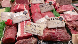 L’Institut de l’élevage estime que la consommation française de viande de bœuf devrait être quasi stable en 2024. L’Institut de l’élevage estime que la consommation française de viande de bœuf devrait être quasi stable en 2024.