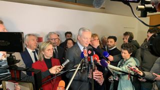 Bruno Le Maire, ministre de l'Economie et des Finances, a donné une conférence de presse, aux côtés d'Agnès Pannier-Runacher et de Marc Fesneau, en marge de sa visite au Salon international de l'agriculture le 26 février 2024. Bruno Le Maire, ministre de l'Economie et des Finances, a donné une conférence de presse, aux côtés d'Agnès Pannier-Runacher et de Marc Fesneau, en marge de sa visite au Salon international de l'agriculture le 26 février 2024.