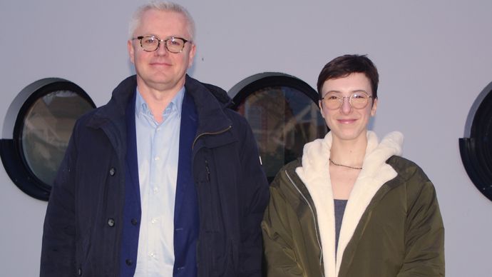 « Impliquer tous les salariés dans la réduction de la consommation des ressources contribue à insuffler une dynamique car cela devient un projet d’entreprise », souligne Grégory Baczynski, directeur des opérations chez EMC2, au côté d’Emmanuelle Schifano, cheffe de projet transition.