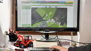 33 % des interrogés ont déclaré avoir travaillé plus de six jours par an sur les tâches administratives liées aux demandes d’aides de la Pac.