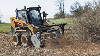 Ce broyeur est profilé de façon à apporter un maximum de visibilité à l'opérateur sur son travail.