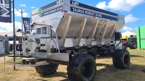 Distributeur d'engrais MP Agro Taurus 30 000 Distributeur d'engrais MP Agro Taurus 30 000