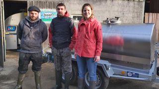 Marion Lachaise s'approvisionne au Gaec des Prés Dacier à Nexon, à 30 min de route de son lieu de production Marion Lachaise s'approvisionne au Gaec des Prés Dacier à Nexon, à 30 min de route de son lieu de production