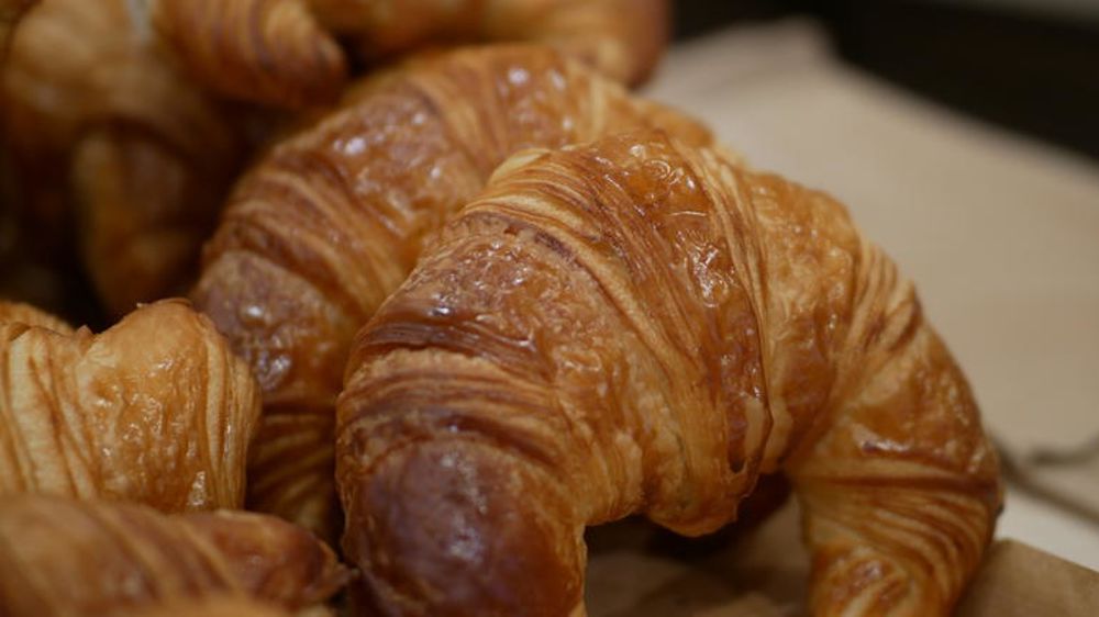 Des croissants le dimanche à la boulangerie Buffon de Dijon ? Oui, mais facturés 0,26 € plus cher qu’en semaine pour compenser le surcoût salarial.