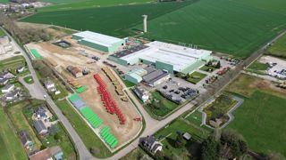 La superficie couverte de l'usine passera à 21 000 m². La superficie couverte de l'usine passera à 21 000 m².