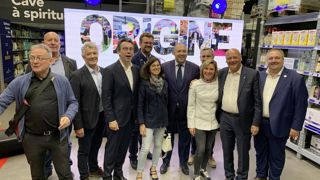 Les signataires de la charte sur l'origine française des produits agricoles ont été reçus par les halles Métro France, le 17 juin 2024 à Paris. Les signataires de la charte sur l'origine française des produits agricoles ont été reçus par les halles Métro France, le 17 juin 2024 à Paris.
