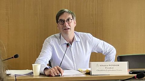 Sébastien Windsor a présenté les douze priorités des chambres d'agriculture pour les élections législatives.