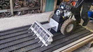 Le Motoclean a été spécialement conçu pour le nettoyage des tapis Magellan 25. Le Motoclean a été spécialement conçu pour le nettoyage des tapis Magellan 25.