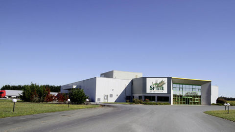 L'usine de Saint-Genis-de-Saintonge avant l'incendie.
