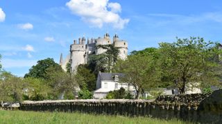 Le château de Montreuil-Bellay est une forteresse médiévale située dans le Maine-et-Loire.