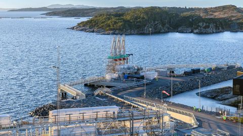 Yara va séquestrer le gaz carbonique relâché par son usine néerlandaise de Sluiskil au large d’ Øygarden, en Norvège.