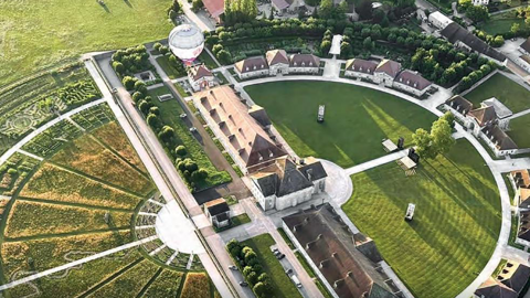 Le Cercle immense, au cœur de la Saline royale, servira d’écrin au congrès annuel des adhérents d’Hortis en octobre 2024. Le Cercle immense, au cœur de la Saline royale, servira d’écrin au congrès annuel des adhérents d’Hortis en octobre 2024.