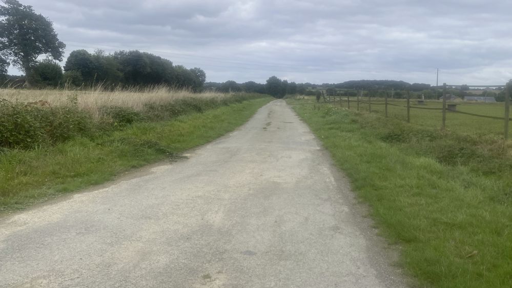 chemin de passage entre deux parcelle