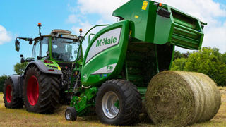 La nouvelle gamme de McHale réalise des balles de 1,25 m de diamètre pour 1,23 m de large. La nouvelle gamme de McHale réalise des balles de 1,25 m de diamètre pour 1,23 m de large.