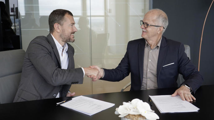 Olivier Nollent (à g.), PDG de SAP France, et Christophe Bonno, directeur général du groupe Maïsadour.