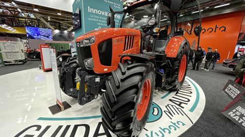 Les M7004 de Kubota possèdent un nouveau bloc de refroidissement.