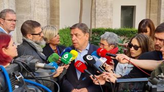Luis Planas, ministre de l'Agriculture espagnol, était en visite à Valence le 12 novembre 2024. Luis Planas, ministre de l'Agriculture espagnol, était en visite à Valence le 12 novembre 2024.