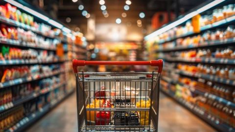 Ces engagements des distributeurs sont accueillis assez fraîchement. Ces engagements des distributeurs sont accueillis assez fraîchement.
