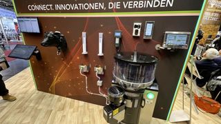 Förster-Technik lance CalfGPT, un outil de suivi de l'état des veaux basé sur l'intelligence artificielle et piloté par commande vocale. Förster-Technik lance CalfGPT, un outil de suivi de l'état des veaux basé sur l'intelligence artificielle et piloté par commande vocale.