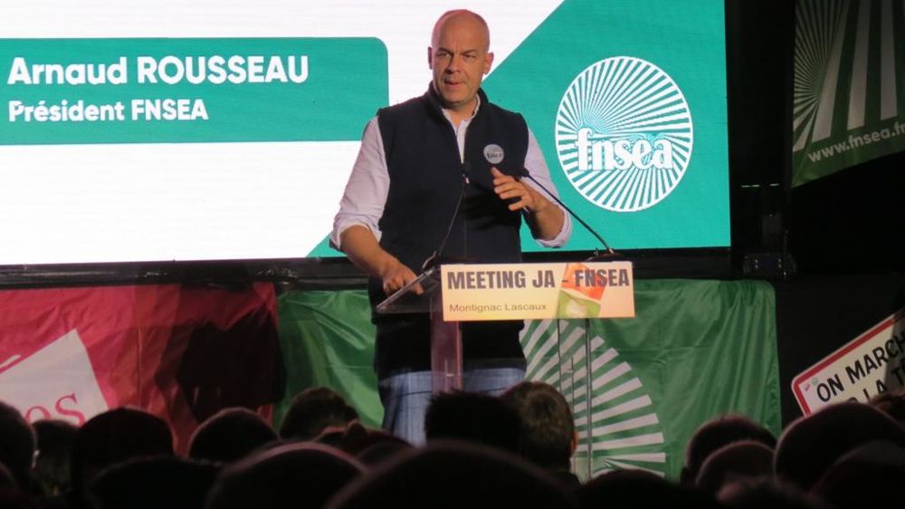 Arnaud Rousseau président de la FNSEA à Montignac-Lascaux pour le meeting syndical en vue des élections des chambres d'agriculture 2025