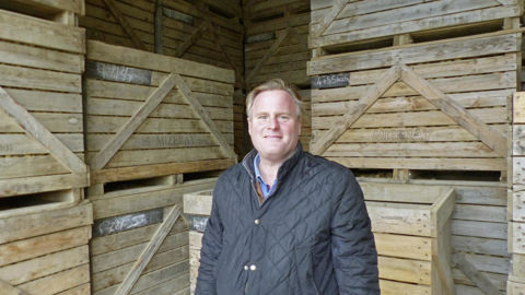 Valère Pinson fait de sa ferme une vitrine pour encourager de nouveaux agriculteurs à se lancer dans la production de plants.