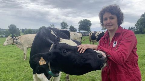 Louise Denis jeune éleveuse dans le Calvados