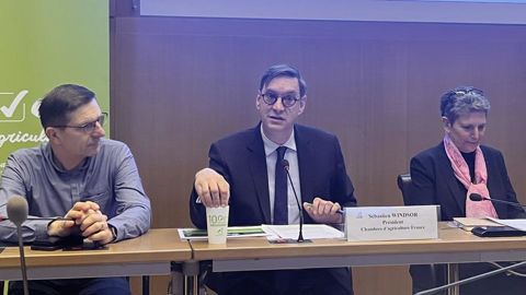 Sébastien Windsor, au centre, a rappelé le calendrier et le déroulé des élections aux chambres d'agriculture Sébastien Windsor, au centre, a rappelé le calendrier et le déroulé des élections aux chambres d'agriculture