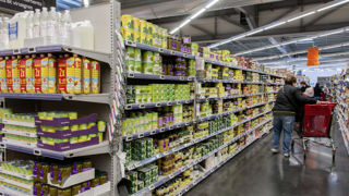 Le taux d'auto-approvisionnement était de 57 % pour les légumes en conserve en France en 2023. Le taux d'auto-approvisionnement était de 57 % pour les légumes en conserve en France en 2023.