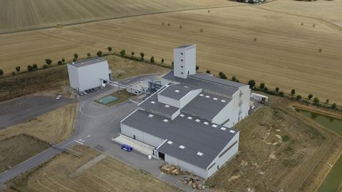 Avec un atelier de meunerie et de conditionnement de graines, la coopérative Biocer mise sur la valeur ajoutée.