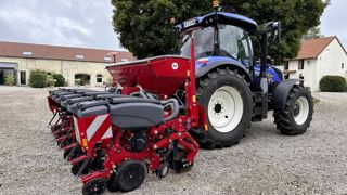 Le Maestro 6 AX compte six élements avec un écartement de 70, 75 ou 80 cm. Le Maestro 6 AX compte six élements avec un écartement de 70, 75 ou 80 cm.