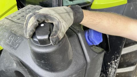 Il est possible de remplacer le bouchon de réservoir par des modèles fermés ave une clé codée.