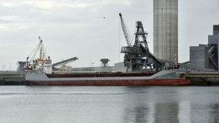 Le volume total du commerce maritime a dépassé 12 milliards de tonnes en 2024.