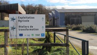 L'exploitation du lycée Le Valentin (Drôme) a trois pendants : une exploitation laitière, un atelier de transformation et un magasin de vente.